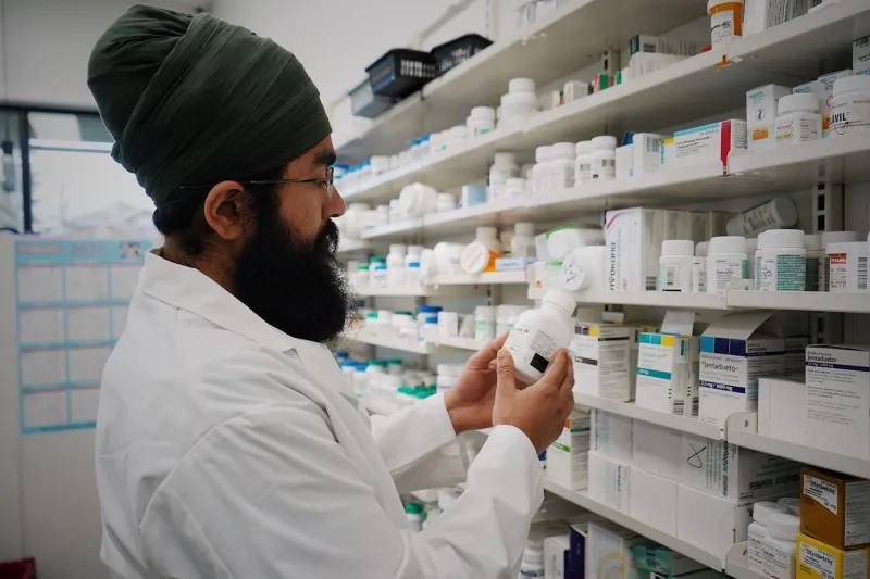 Vet Clinic vs. Pharmacy Counter: The Hidden Markup on Pet Medications and How Savvy Owners Are Paying Less